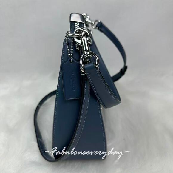 Coach Teri Hobo Crossbody Shoulder Bag In Signature Canvas CAK28 Dark Denim NWT - Picture 3 of 10